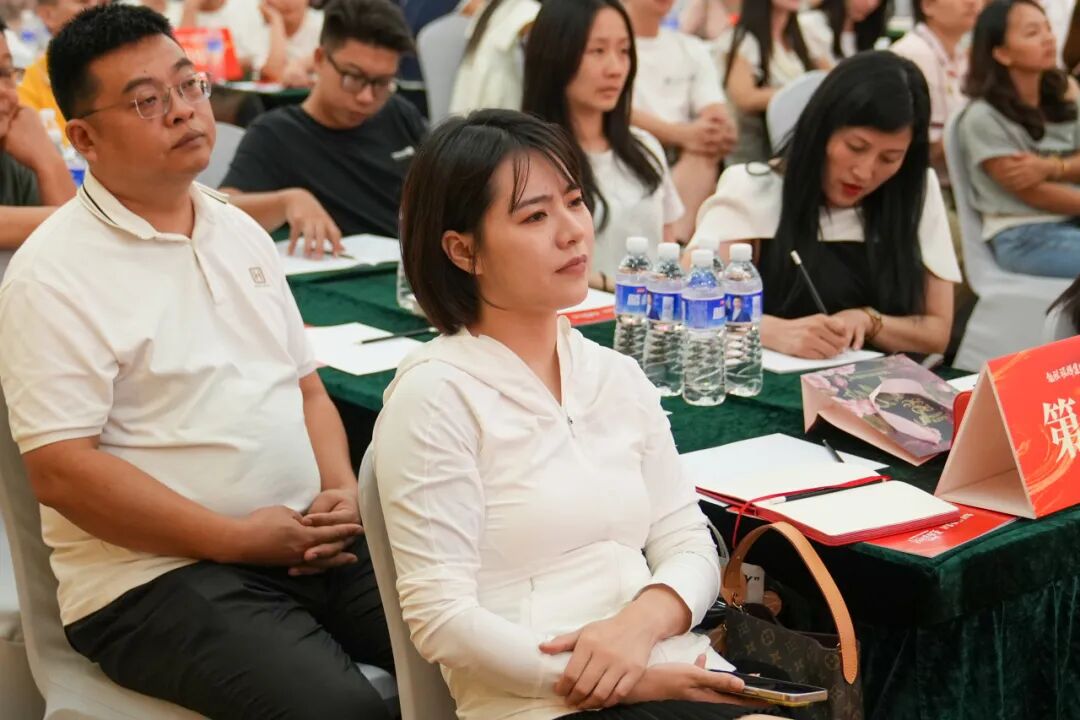 专业赋能,共促成长 | 强辉2025星推官计划特训营圆满收官(图6) 专业赋能,共促成长 | 强辉2025星推官计划特训营圆满收官(图6)