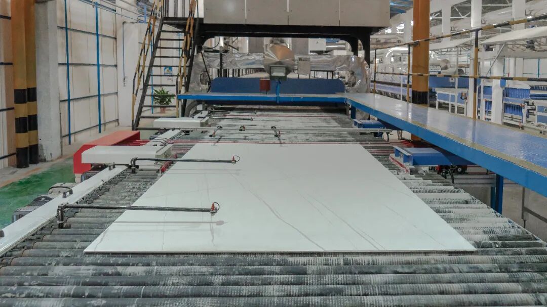 榜样力量 | 强辉精工瓷砖斩获2025年度家居领军品牌(图7) 榜样力量 | 强辉精工瓷砖斩获2025年度家居领军品牌(图7)