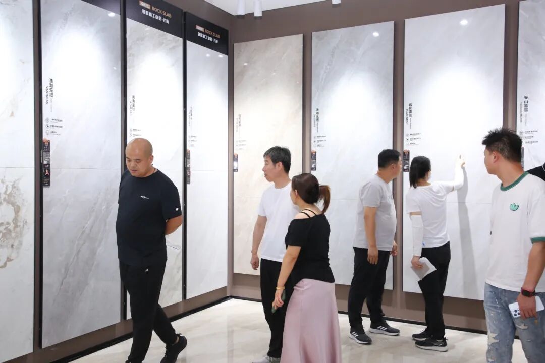 步履不停 奔赴新程 | 强辉山东淄博旗舰店盛大开业(图20) 步履不停 奔赴新程 | 强辉山东淄博旗舰店盛大开业(图20)