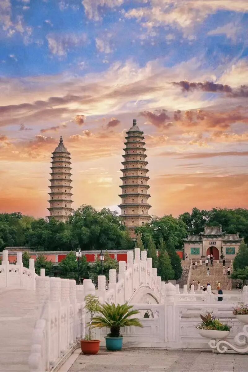 终端风采|强辉太原质感美学馆,营造诗意栖居雅境(图3) 终端风采|强辉太原质感美学馆,营造诗意栖居雅境(图3)